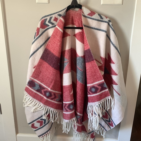 Reversible poncho - Picture 2 of 6